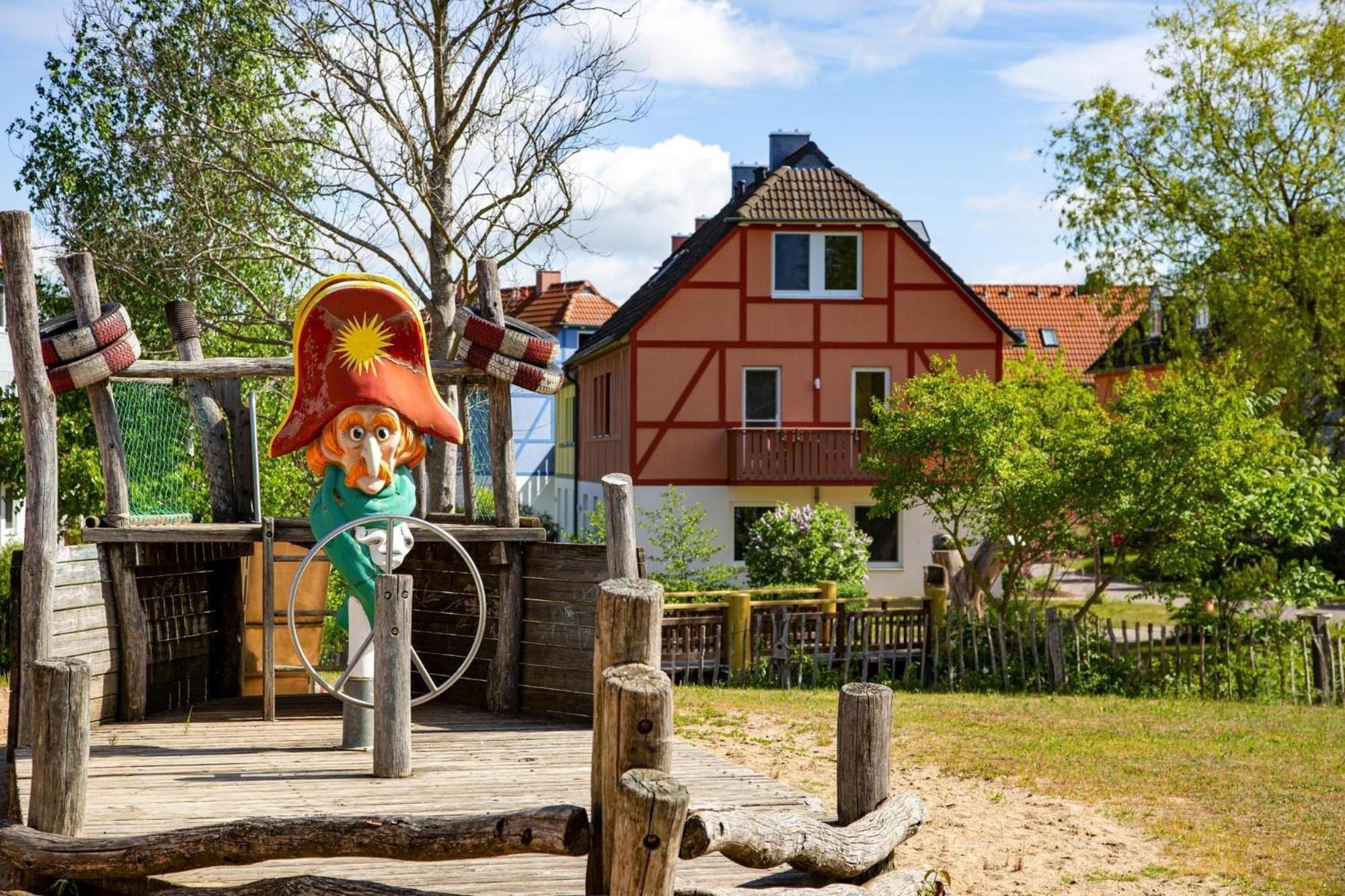 Holiday Complex Beech Resort Fleesensee G Hren Lebbin Göhren-Lebbin Esterno foto